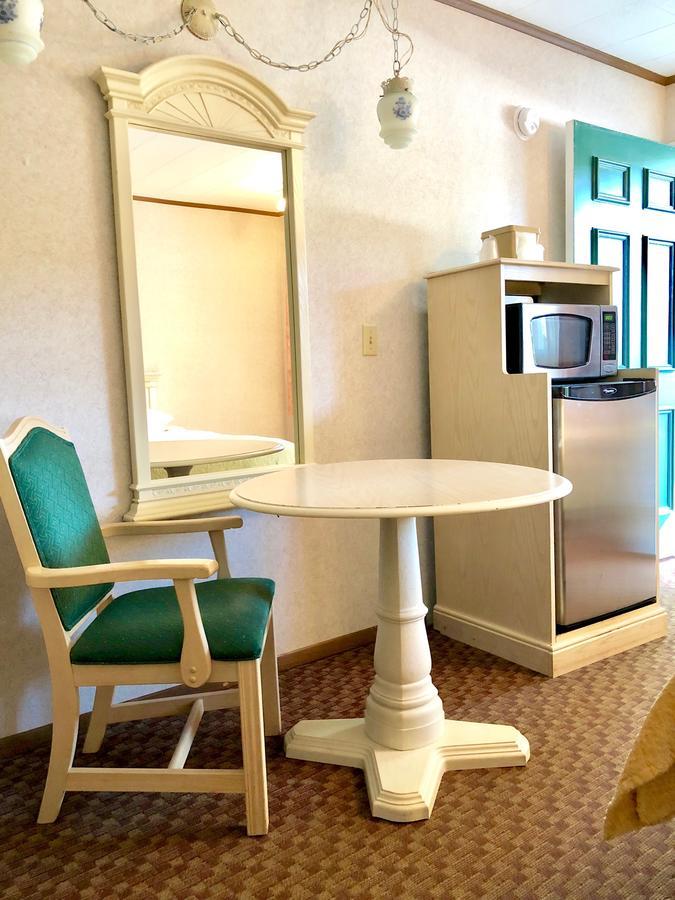 Lyn Aire Motel - レイク・ジョージ エクステリア 写真