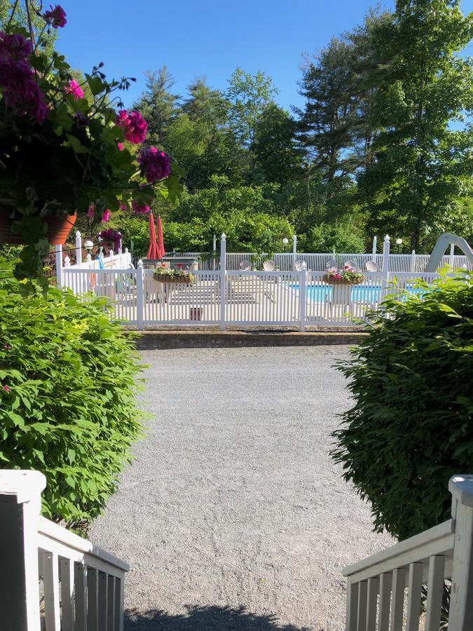 Lyn Aire Motel - レイク・ジョージ エクステリア 写真